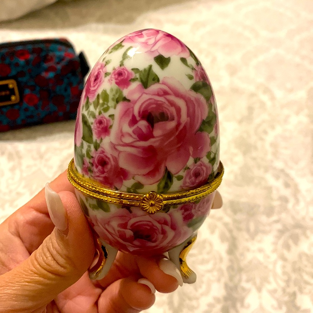 Rare Vintage egg